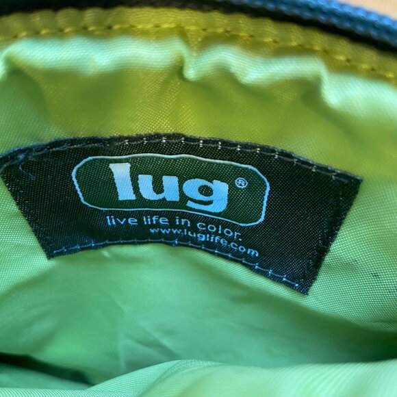 Lug Quilted Green Crossbody Bag With Adjustable Strap & Multiple Compartments - Picture 4 of 9